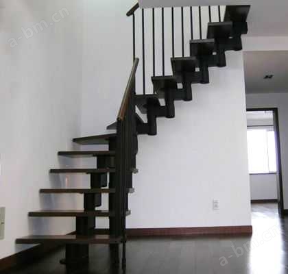 清瑛建材－凯撒钢质楼梯－脊索木板楼梯10