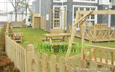 青岛防腐木围墙护栏，庭院景观小品