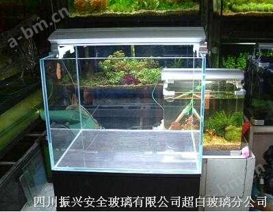 四川省成都市超白玻璃鱼缸玻璃系列